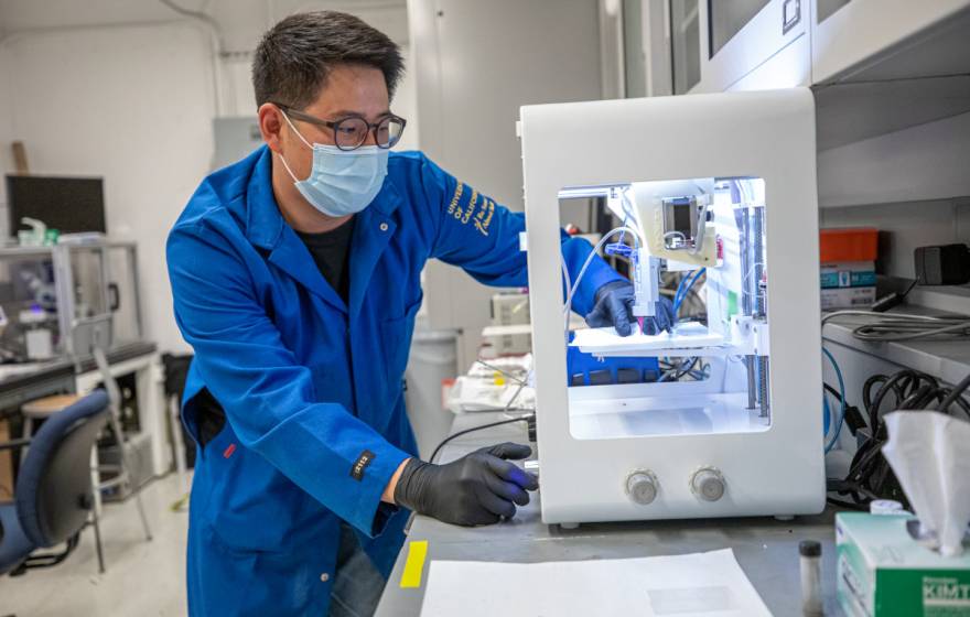 Junpyo Kwon working on the biodegradable circuit