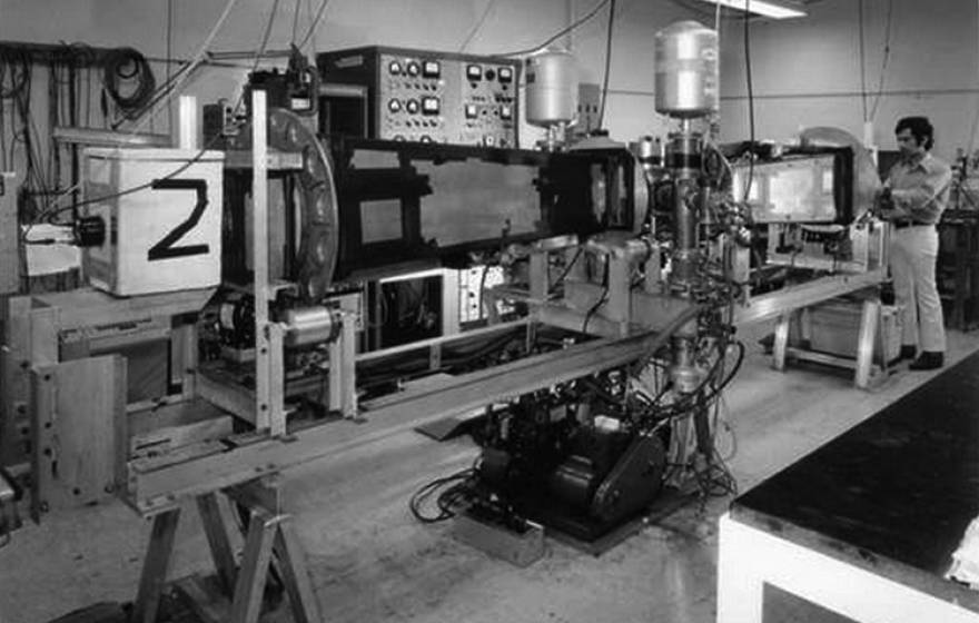 Stuart Freedman in the early 1970s with the experimental apparatus he and John Clauser used to test “spooky action at a distance.”