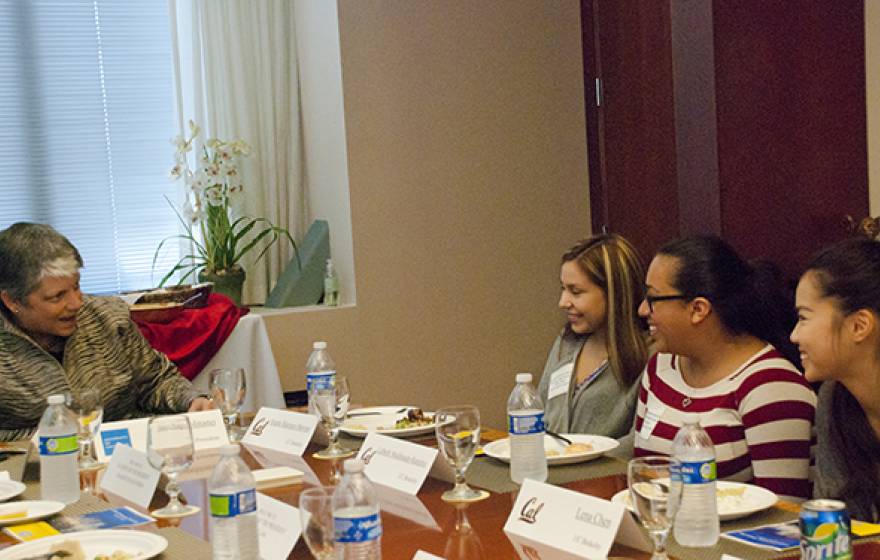UC President Napolitano and Oakland high school students