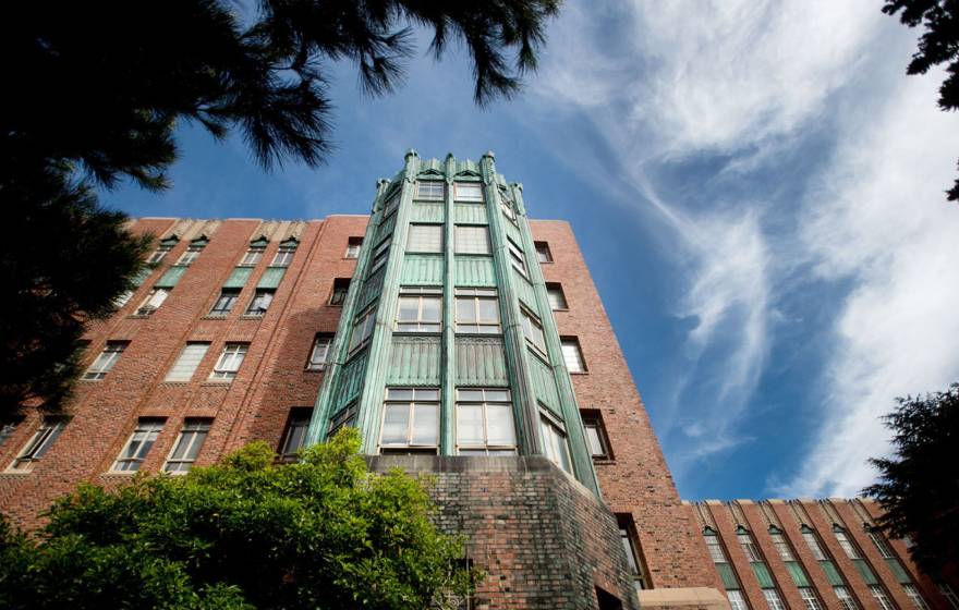 Building 90 at Zuckerberg San Francisco General, where Ward 86 is currently housed
