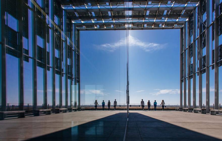 UC Merced solar panels on the Science and Engineering building