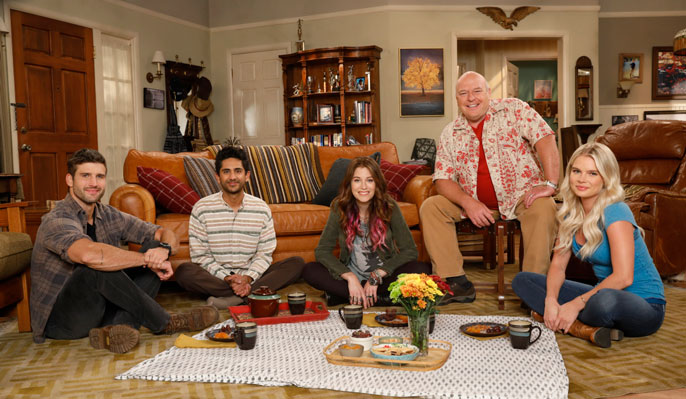 United States of Al cast on set